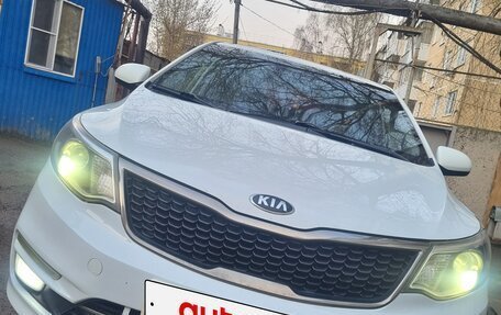 KIA Rio III рестайлинг, 2017 год, 1 020 000 рублей, 10 фотография