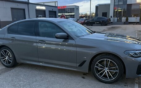 BMW 5 серия, 2021 год, 4 900 000 рублей, 3 фотография