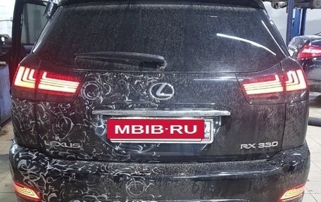 Lexus RX II рестайлинг, 2003 год, 1 500 000 рублей, 4 фотография