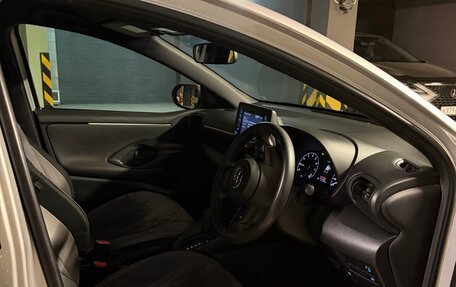 Toyota Yaris, 2020 год, 950 000 рублей, 8 фотография