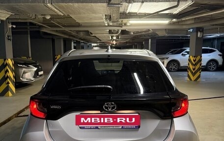 Toyota Yaris, 2020 год, 950 000 рублей, 2 фотография