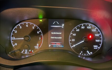 Toyota Yaris, 2020 год, 950 000 рублей, 14 фотография