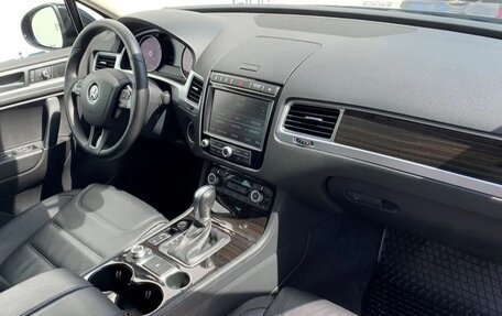 Volkswagen Touareg III, 2017 год, 4 050 000 рублей, 11 фотография
