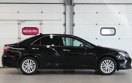 Toyota Camry, 2015 год, 1 887 000 рублей, 4 фотография