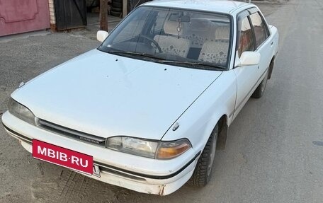 Toyota Carina, 1990 год, 115 000 рублей, 1 фотография