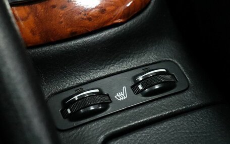 Toyota Avensis III рестайлинг, 2004 год, 649 000 рублей, 19 фотография