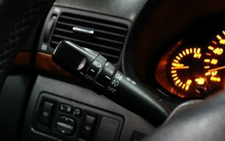 Toyota Avensis III рестайлинг, 2004 год, 649 000 рублей, 13 фотография