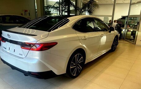 Toyota Camry, 2025 год, 4 950 000 рублей, 3 фотография