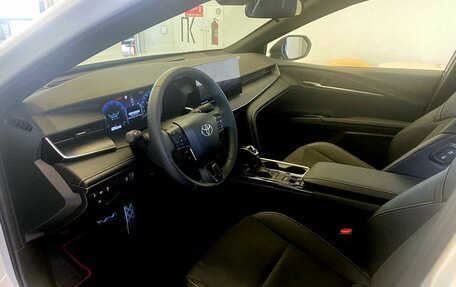 Toyota Camry, 2025 год, 4 950 000 рублей, 8 фотография