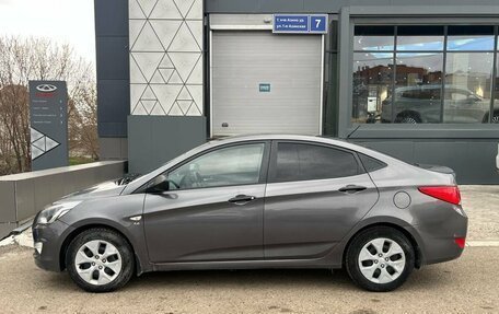 Hyundai Solaris II рестайлинг, 2015 год, 920 000 рублей, 2 фотография