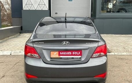 Hyundai Solaris II рестайлинг, 2015 год, 920 000 рублей, 4 фотография