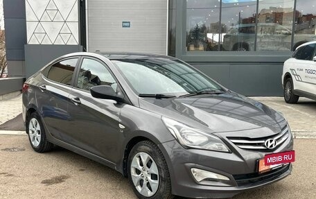 Hyundai Solaris II рестайлинг, 2015 год, 920 000 рублей, 7 фотография