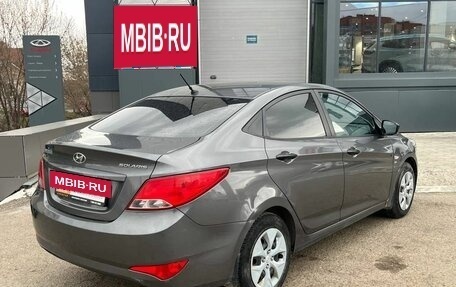 Hyundai Solaris II рестайлинг, 2015 год, 920 000 рублей, 5 фотография