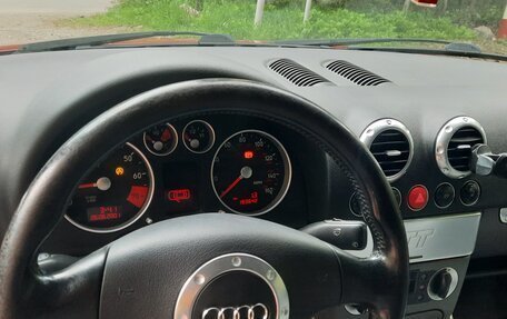Audi TT, 2002 год, 780 000 рублей, 13 фотография