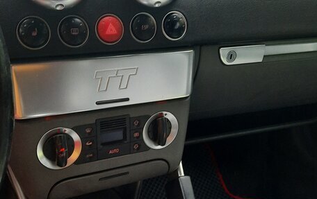 Audi TT, 2002 год, 780 000 рублей, 8 фотография