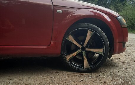 Audi TT, 2002 год, 780 000 рублей, 24 фотография