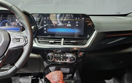 Chevrolet Trax, 2026 год, 2 350 002 рублей, 5 фотография
