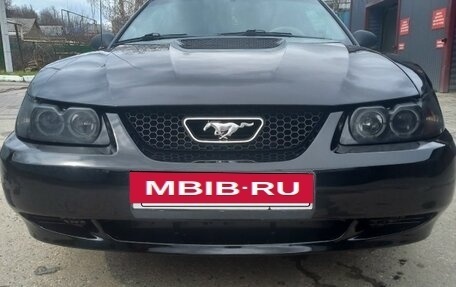 Ford Mustang IV рестайлинг, 2002 год, 950 000 рублей, 2 фотография