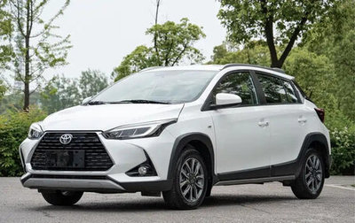 Toyota Yaris XP150 рестайлинг, 2023 год, 1 030 017 рублей, 1 фотография