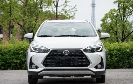 Toyota Yaris XP150 рестайлинг, 2023 год, 1 030 017 рублей, 2 фотография
