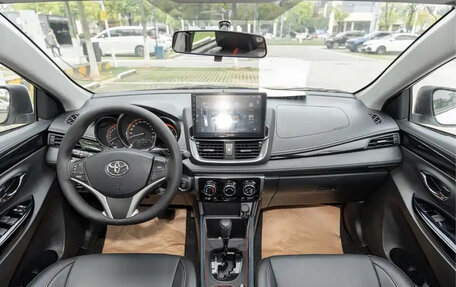 Toyota Yaris XP150 рестайлинг, 2023 год, 1 030 017 рублей, 9 фотография