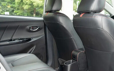 Toyota Yaris XP150 рестайлинг, 2023 год, 1 030 017 рублей, 14 фотография