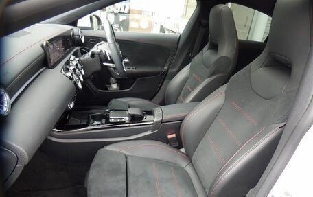 Mercedes-Benz CLA, 2023 год, 2 357 000 рублей, 33 фотография