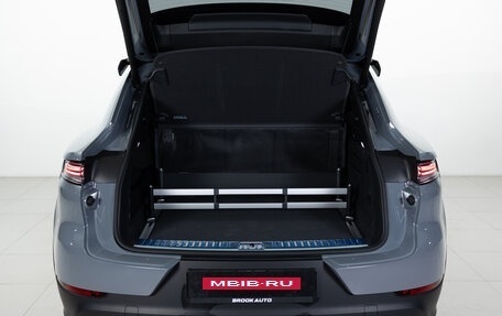 Porsche Cayenne III, 2026 год, 32 990 000 рублей, 35 фотография