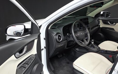 Hyundai Kona I, 2022 год, 1 490 000 рублей, 6 фотография