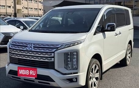 Mitsubishi Delica D:5 I, 2019 год, 2 572 000 рублей, 3 фотография