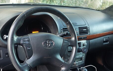 Toyota Avensis III рестайлинг, 2008 год, 720 000 рублей, 5 фотография