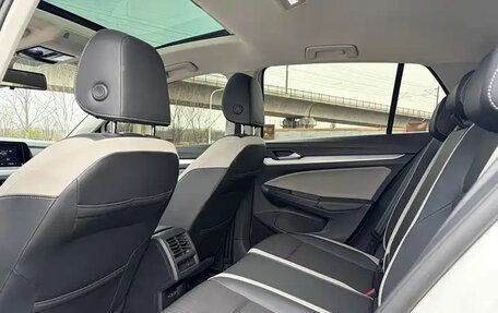 Volkswagen Golf VIII, 2023 год, 1 450 000 рублей, 16 фотография