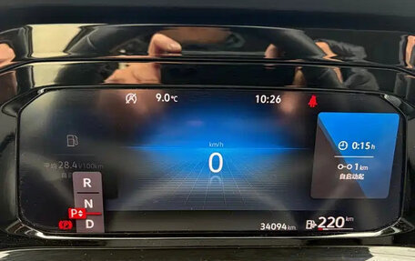 Volkswagen Golf VIII, 2023 год, 1 450 000 рублей, 12 фотография