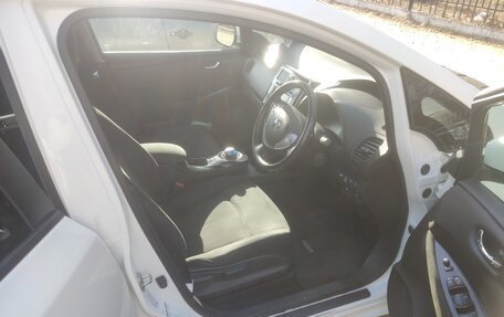 Nissan Leaf I, 2016 год, 620 000 рублей, 7 фотография