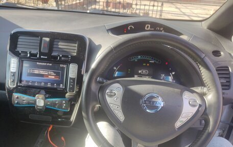 Nissan Leaf I, 2016 год, 620 000 рублей, 9 фотография