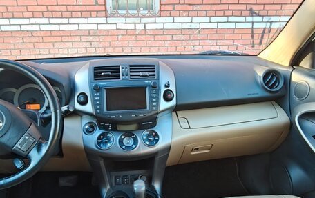 Toyota RAV4, 2011 год, 1 850 000 рублей, 14 фотография