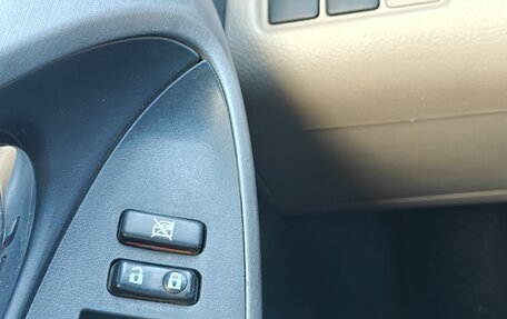 Toyota RAV4, 2011 год, 1 850 000 рублей, 17 фотография