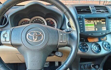 Toyota RAV4, 2011 год, 1 850 000 рублей, 16 фотография