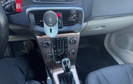 Volvo V40 Cross Country I, 2014 год, 1 350 000 рублей, 7 фотография