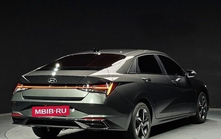 Hyundai Elantra, 2022 год, 2 575 000 рублей, 2 фотография