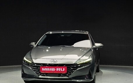 Hyundai Elantra, 2022 год, 2 575 000 рублей, 3 фотография