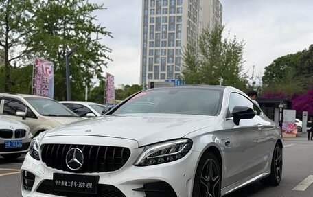 Mercedes-Benz C-Класс, 2020 год, 2 600 000 рублей, 3 фотография