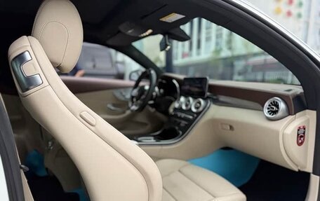 Mercedes-Benz C-Класс, 2020 год, 2 600 000 рублей, 18 фотография