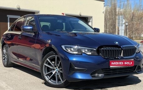 BMW 3 серия, 2019 год, 2 990 000 рублей, 1 фотография