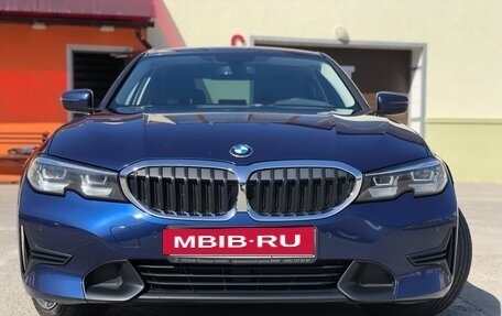 BMW 3 серия, 2019 год, 2 990 000 рублей, 3 фотография