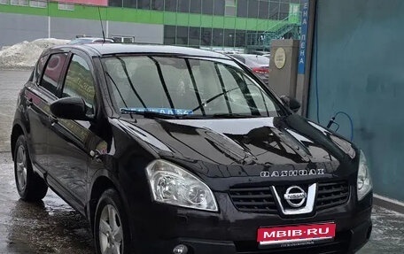 Nissan Qashqai, 2009 год, 900 000 рублей, 1 фотография