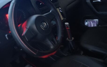 Volkswagen Polo VI (EU Market), 2012 год, 590 000 рублей, 3 фотография