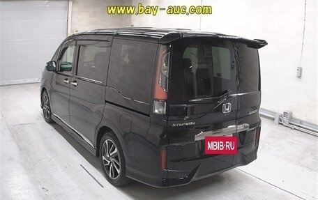 Honda Stepwgn IV, 2018 год, 1 950 030 рублей, 2 фотография