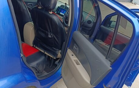 Toyota Passo III, 2004 год, 300 000 рублей, 17 фотография