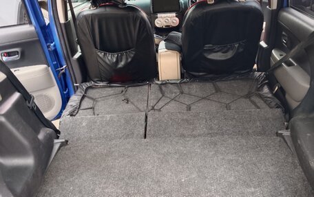 Toyota Passo III, 2004 год, 300 000 рублей, 21 фотография